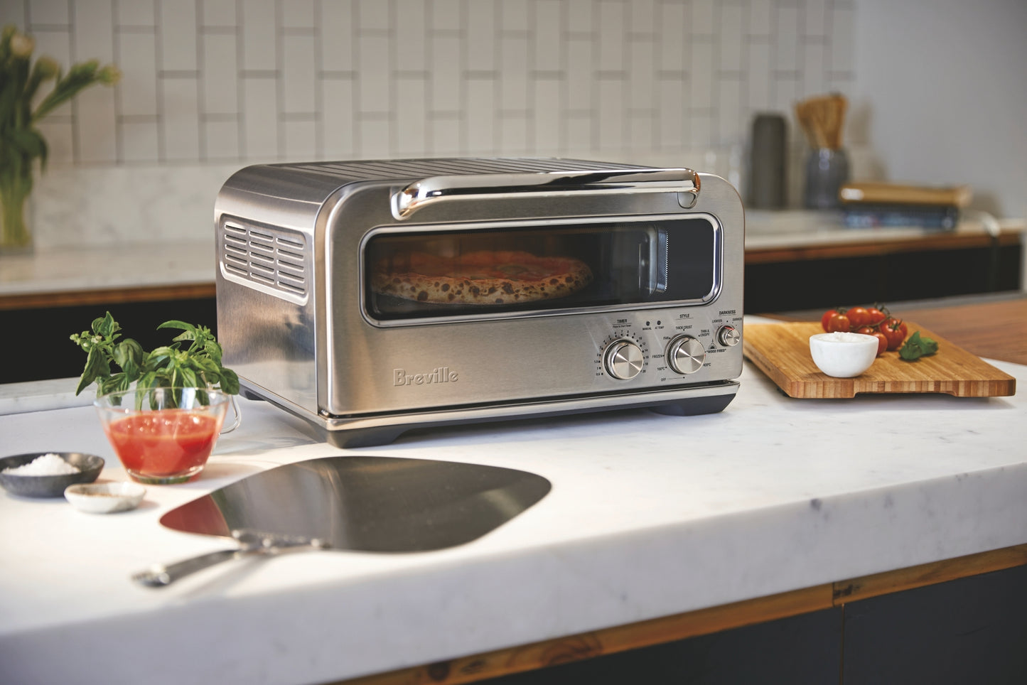 BREVILLE BPZ820 the Smart OvenTM Pizzaiolo